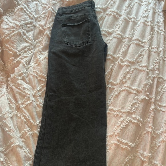 Petite Raelynn Washed Low Rise Jeans - Picture 4 of 6